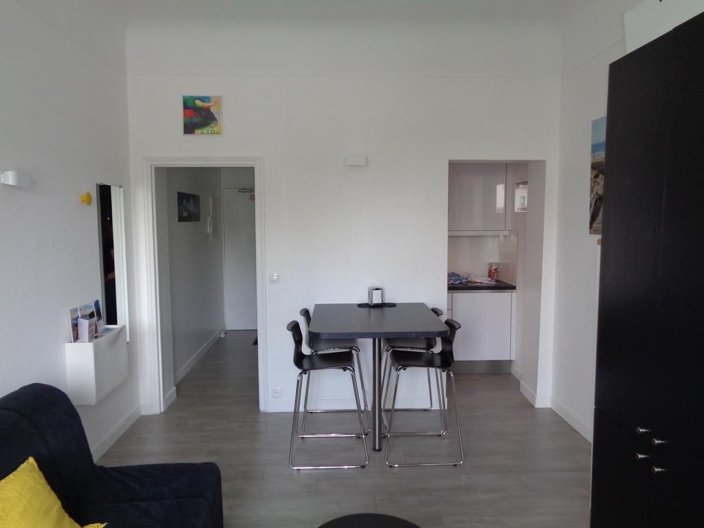 Studio Prive Regina Apartment *